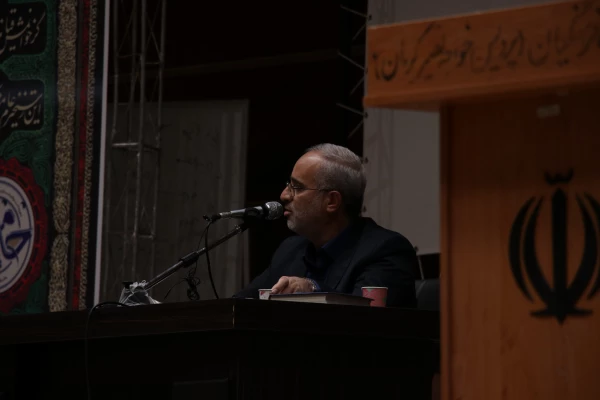 حضور استاندار کرمان درجلسه پرسش وپاسخ دانشجویان شرکت کننده در طرح* حامیم* 2