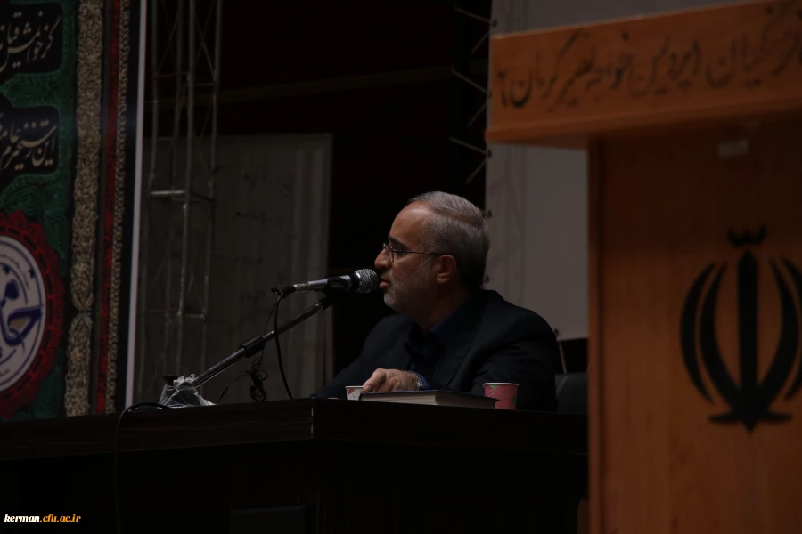 حضور استاندار کرمان درجلسه پرسش وپاسخ دانشجویان شرکت کننده در طرح* حامیم* 2