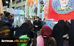 معاونت فرهنگی واجتماعی دانشگاه فرهنگیان کشور به مقام شهید سلیمانی ادای احترام کرد 4