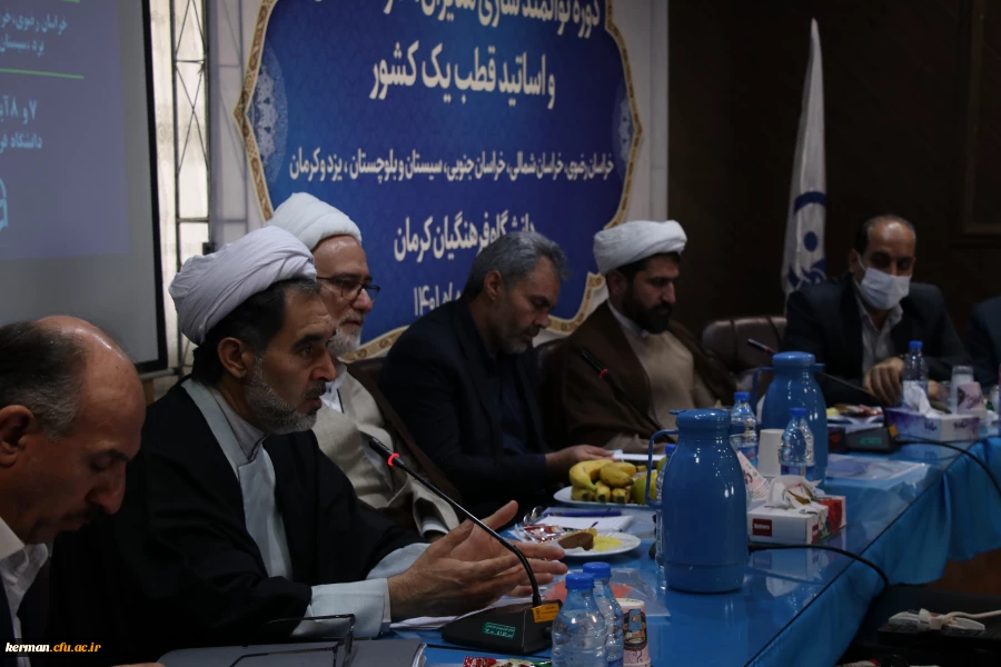 دکتر توان 
اجرای برنامه های فرهنگی وتربیتی در شکل گیری شخصیت وهویت دانشجومعلمان بسیار ضروری وبااهمیت میباشد 2