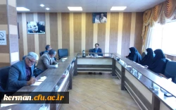 کارورزی فرصت برقراری ارتباط آموخته های نظری با محیط های واقعی آموزشی و تربیتی است 3