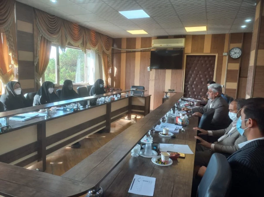 آسیب شناسی واحد کارورزی در نواحی آموزش و پرورش شهر کرمان 4