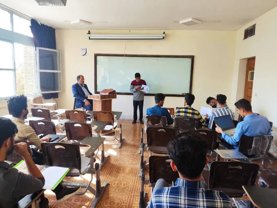 برگزاری سلسه نشست ها و سمینارهای تخصصی با موضوع کارورزی در دانشگاه فرهنگیان کرمان 4