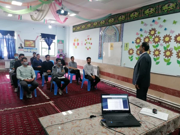 برگزاری سلسه نشست ها و سمینارهای تخصصی با موضوع کارورزی در دانشگاه فرهنگیان کرمان 5