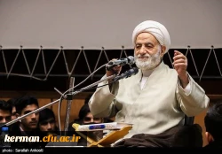 حجت الاسلام قرائتی در جمع دانشجومعلمان دانشگاه فرهنگیان کرمان: 
دانشجو معلمان خود را برای نجات نسل گرفتار شده در زیر رگبار شبهات آماده کنند 2