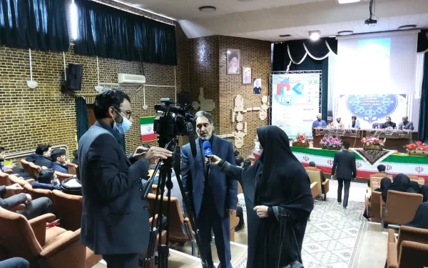 دکتر توان درمراسم گرامیداشت هفته پژوهش دردانشگاه فرهنگیان کرمان : 
پویایی جامعه درتوجه و اهمیت دادن به امر پژوهش وتحقیقات دارد 2