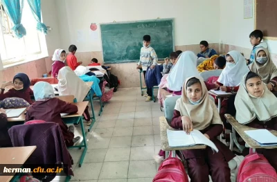 در راستای کسب دانش و تجربه:

دانشجومعلمان استان کرمان حضور در مدارس چند پایه را تجربه کردند
