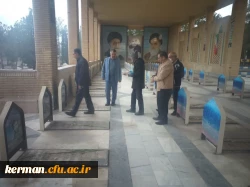 ادای احترام رئیس دانشگاه فرهنگیان استان به مقام شامخ شهدای شهر ماهان 4