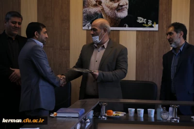 در دانشگاه فرهنگیان استان کرمان برگزار شد

آیین تکریم و معارفه مدیر امور مالی ،طرح و برنامه و بودجه استان کرمان