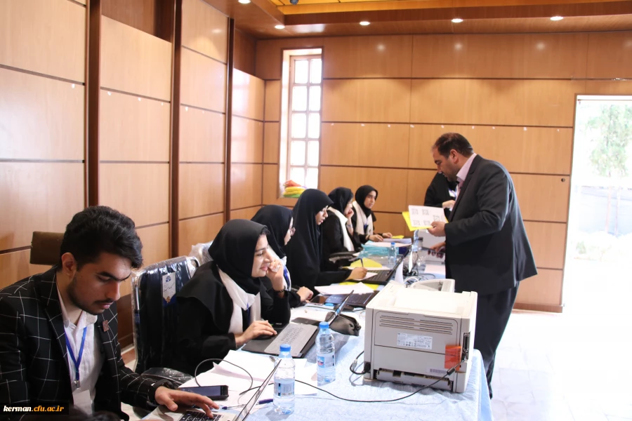 دکتر توان در همایش pck در آموزش زبان انگلیسی از برگزاری ۱۹ همایش pck در ۱۹ رشته مختلف خبر داد  9