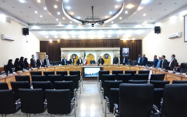 تاکید استاندار کرمان بر آغاز عملیات ساخت دانشگاه جامع فرهنگیان کرمان 4