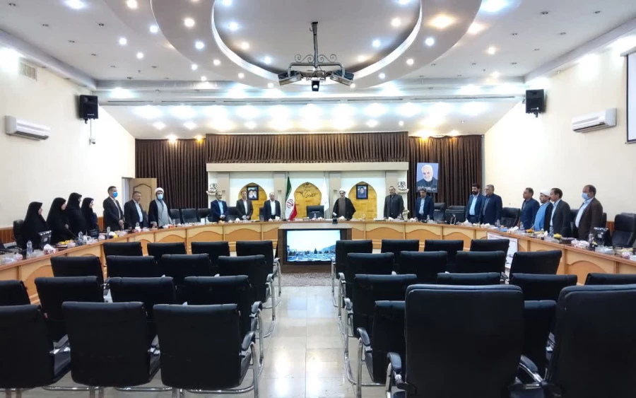 تاکید استاندار کرمان بر آغاز عملیات ساخت دانشگاه جامع فرهنگیان کرمان 4