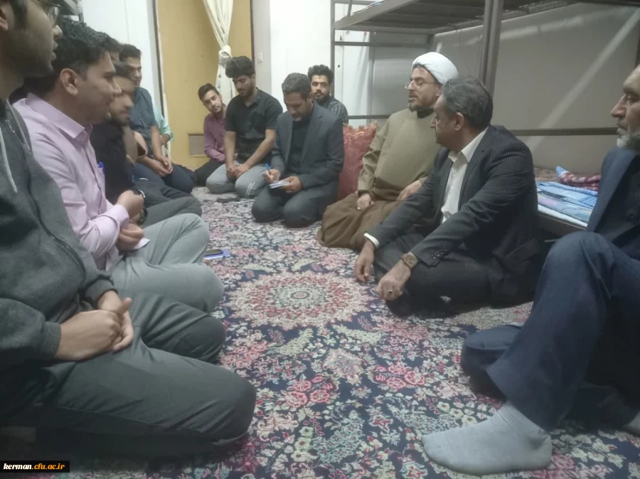 بازدید مسئولین دانشگاه فرهنگیان کرمان از سراهای دانشجویی پردیس خواجه نصیر الدین طوسی 2