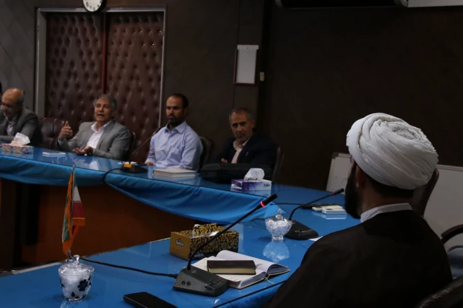 نشست هم اندیشی اساتید دانشگاه فرهنگیان کرمان با عنوان بررسی تطبیقی حکمرانی امیرالمومنین(ع)  و جمهوری اسلامی برگزار شد  6