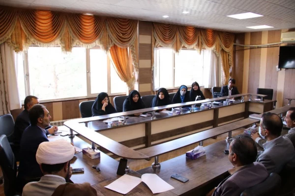 در شورای فرهنگی و اجتماعی بر  اثربخشی برنامه های فرهنگی تاکید شد
 3