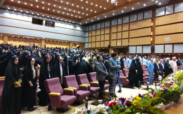 آیین بزرگداشت مقام معلم در دانشگاه فرهنگیان کرمان برگزار شد 2