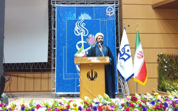 آیین بزرگداشت مقام معلم در دانشگاه فرهنگیان کرمان برگزار شد 3