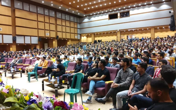 آیین بزرگداشت مقام معلم در دانشگاه فرهنگیان کرمان برگزار شد 5