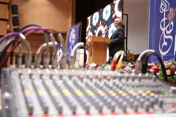 آیین بزرگداشت مقام معلم در دانشگاه فرهنگیان کرمان برگزار شد 12