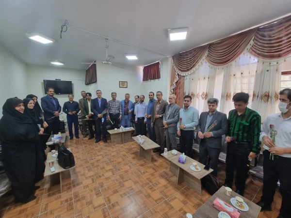 بزرگداشت مقام استاد ومعلم 7