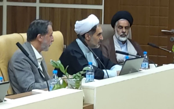 دکتر توان
معرفی نهج البلاغه به دیگران بعنوان یک نیاز اجتماعی ضرورت دارد 2