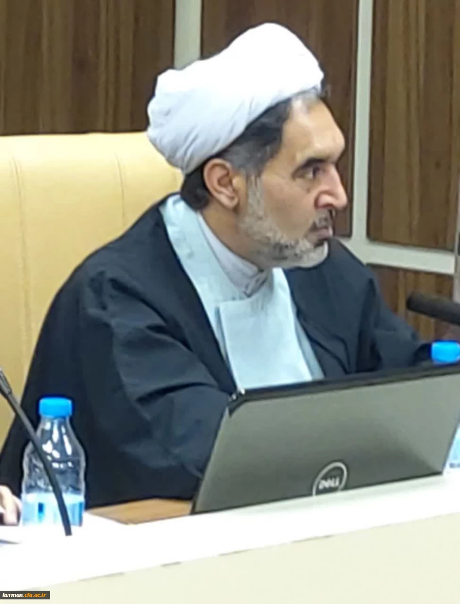 دکتر توان
معرفی نهج البلاغه به دیگران بعنوان یک نیاز اجتماعی ضرورت دارد 2