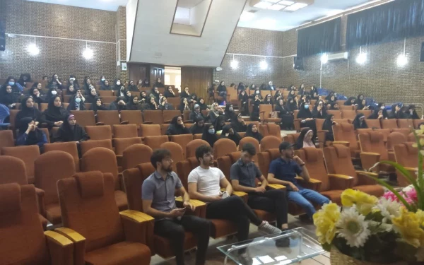 رئیس دانشگاه فرهنگیان استان کرمان 
 
امید، پرستار مهربانی وتسلی بخش روح انسانهاست 3