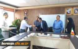 تجلیل از همکاران حوزه آموزش در جلسه شورای آموزشی دانشگاه فرهنگیان استان کرمان 12