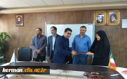 تجلیل از همکاران حوزه آموزش در جلسه شورای آموزشی دانشگاه فرهنگیان استان کرمان 14