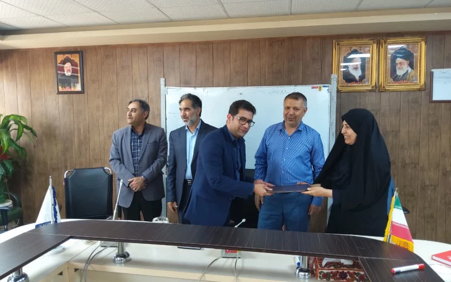 تجلیل از همکاران حوزه آموزش در جلسه شورای آموزشی دانشگاه فرهنگیان استان کرمان 14