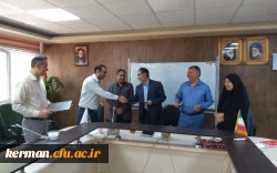 تجلیل از همکاران حوزه آموزش در جلسه شورای آموزشی دانشگاه فرهنگیان استان کرمان 15