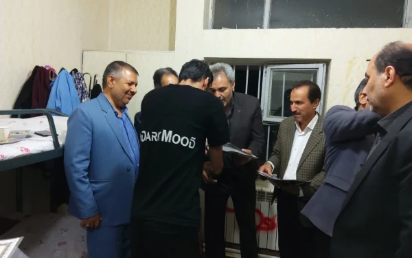  حضور سرزده مدیر کل آموزش و پرورش استان درخوابگاه های دانشجویی  پردیس خواجه نصیرالدین طوسی دانشگاه فرهنگیان کرمان، 7