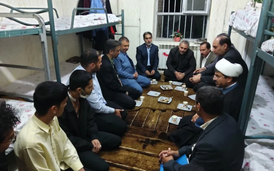  حضور سرزده مدیر کل آموزش و پرورش استان درخوابگاه های دانشجویی  پردیس خواجه نصیرالدین طوسی دانشگاه فرهنگیان کرمان، 8