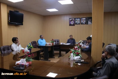 بمنظور برگزاری انتخابات شوراهای صنفی

 نشست هماهنگی وبرنامه ریزی در پردیس خواجه نصیر الدین طوسی دانشگاه فرهنگیان کرمان برگزارشد