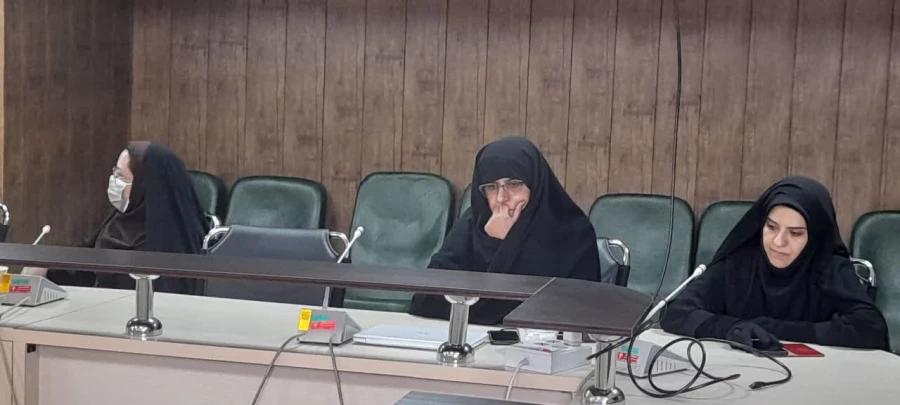 نشست هم اندیشی اساتید پردیس شهید باهنر باحضور رئیس دانشگاه فرهنگیان کرمان برگزار شد 5