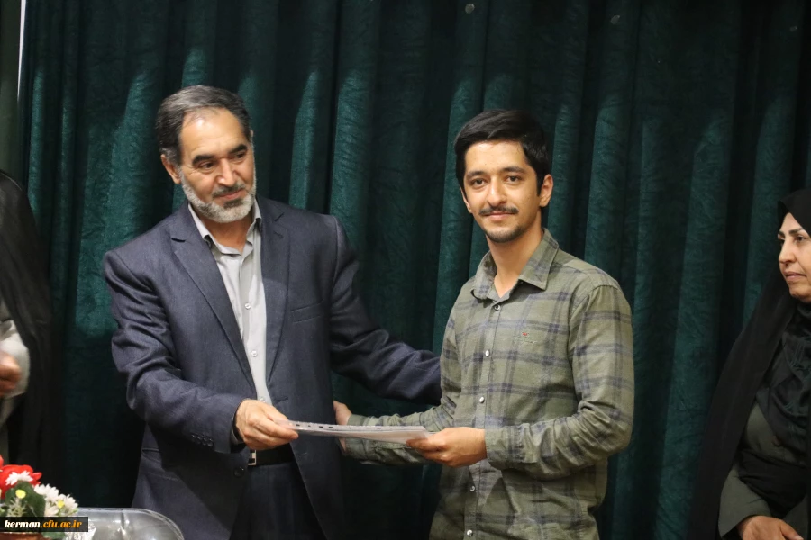  مرحله منطقه ای دهمین جشنواره تدریس برتر، منطقه ۸  6