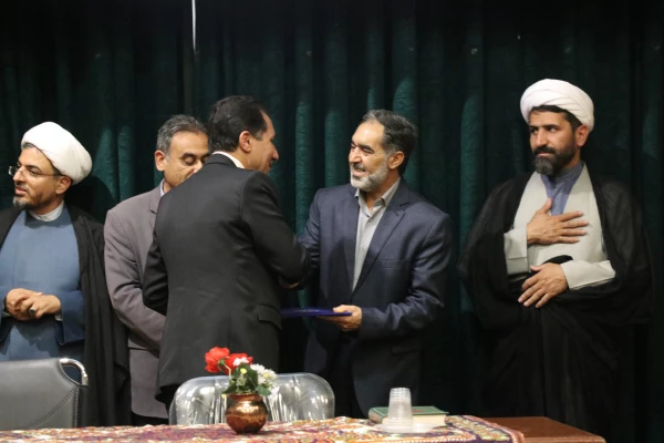  مرحله منطقه ای دهمین جشنواره تدریس برتر، منطقه ۸  9