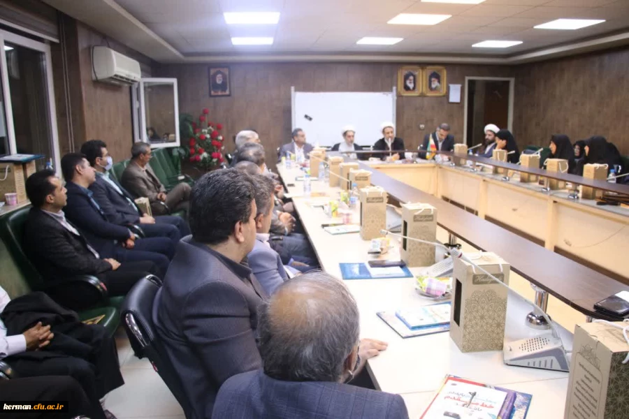 بزرگداشت دهه سرآمدی آموزش و مقام استاد با حضور اساتید دانشگاه فرهنگیان کرمان 3