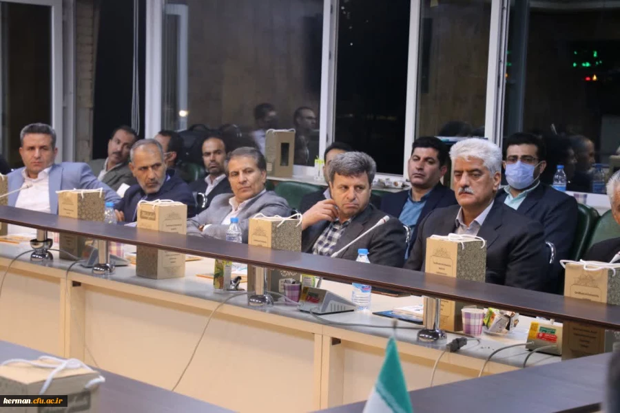 بزرگداشت دهه سرآمدی آموزش و مقام استاد با حضور اساتید دانشگاه فرهنگیان کرمان 7