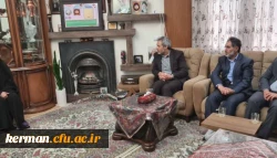 دیدار مدیر کل آموزش و پرورش، رییس دانشگاه فرهنگیان و مدیر کل نوسازی استان با خانواده شهید عبدالمهدی امیدی 2