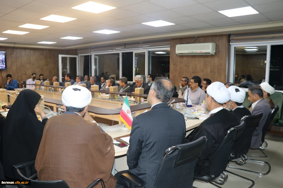بزرگداشت دهه سرآمدی آموزش و مقام استاد با حضور اساتید دانشگاه فرهنگیان کرمان 6