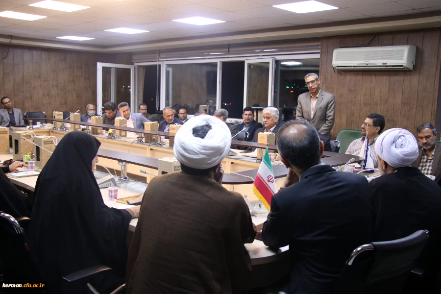 بزرگداشت دهه سرآمدی آموزش و مقام استاد با حضور اساتید دانشگاه فرهنگیان کرمان 9