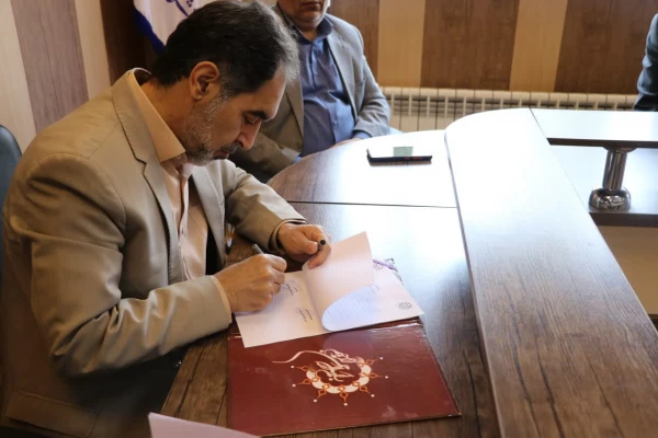 امضای تفاهم نامه همکاری بین دانشگاه فرهنگیان کرمان و دانشگاه صنعتی سیرجان  4