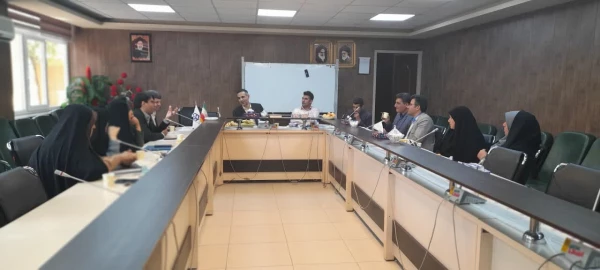 بازدیداز حوزه های آموزشی، پژوهشی، دانشجویی ،فرهنگی ، مالی ،اداری و فضای کالبدی توسط کارشناسان نظارت وارزیابی دانشگاه های استان 2