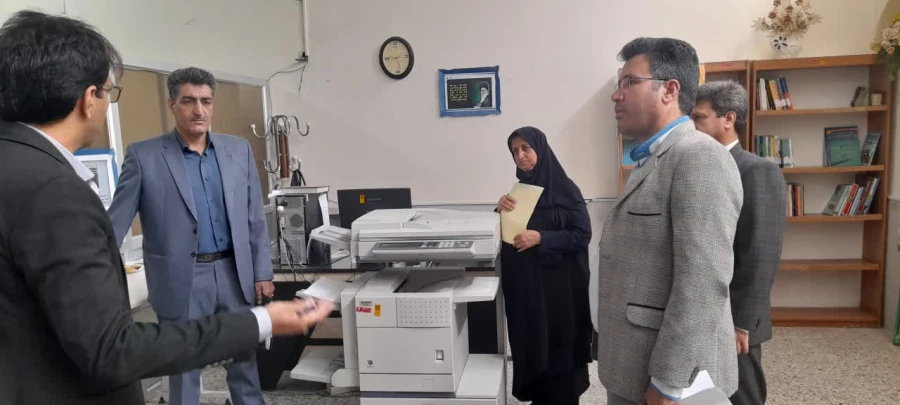 بازدیداز حوزه های آموزشی، پژوهشی، دانشجویی ،فرهنگی ، مالی ،اداری و فضای کالبدی توسط کارشناسان نظارت وارزیابی دانشگاه های استان 2