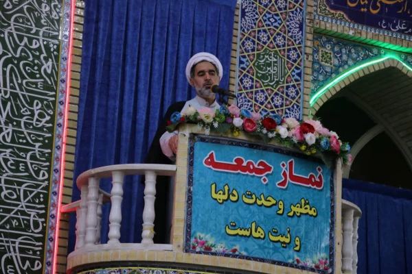 امروز مسئله تعلیم وتربیت بعنوان  یکی از مسائل مهم جامعه باید گفتمان غالب دست اندرکاران این عرصه باشد. 2