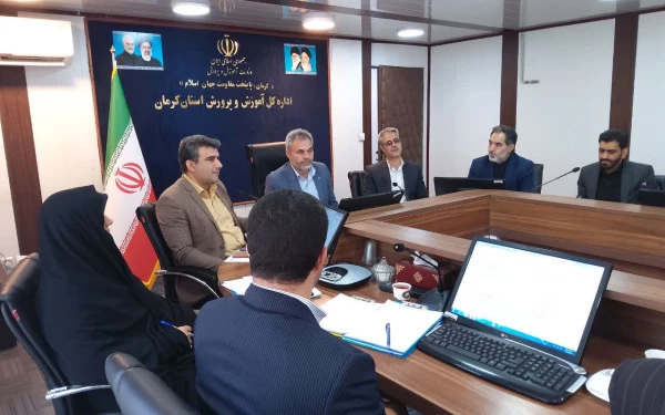 دکتر توان در شورای تحقیقات آموزش و پرورش استان خواستار تشکیل کارگروه تخصصی جهت بررسی طرحهای پژوهشی شدند. 2