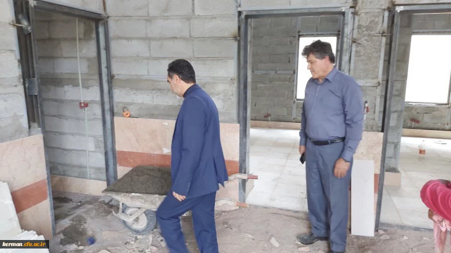بازدیددکترتوان از پروژه درحال احداث سرای دانشجویی سایت عالامه طباطبایی پردیس شهید باهنردانشگاه فرهنگیان کرمان 2