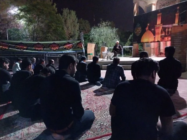 مراسم عزاداری وسوگواری اباعبدالله الحسین علیه السلام ویاران باوفایش  3