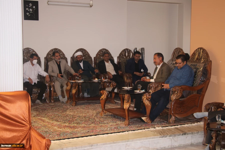 دیدار رئیس دانشگاه فرهنگیان کرمان با آزاده سرافراز دکتر حاج احمدصیفوری به مناسبت سالروز ورود آزادگان به میهن اسلامی 4